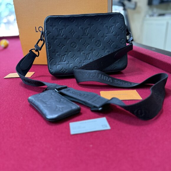 Louis Vuitton Monogram Shadow Calfskin Trio Messenger - Picture 2 of 9